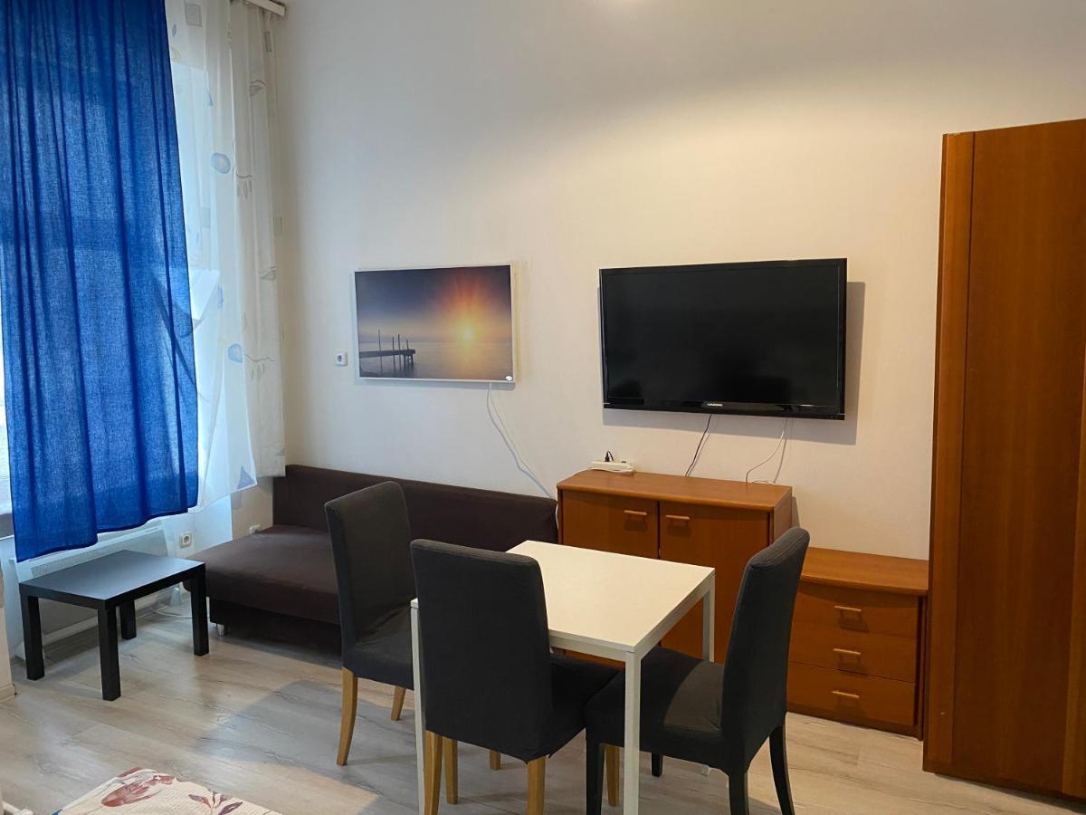 Heino Apartments Wina Bagian luar foto
